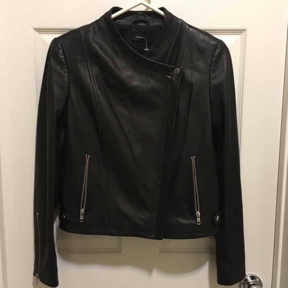 THEORY LAMBSKIN BLACK LEATHER JACKET - Picture 3 of 8